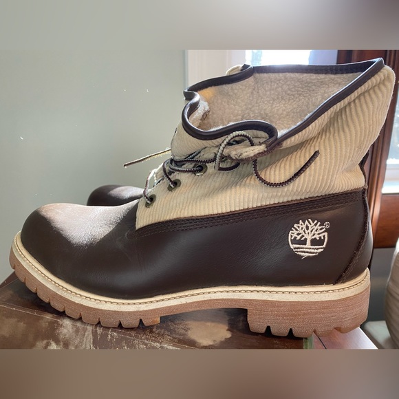 Timberland Sz10 - Picture 2 of 8